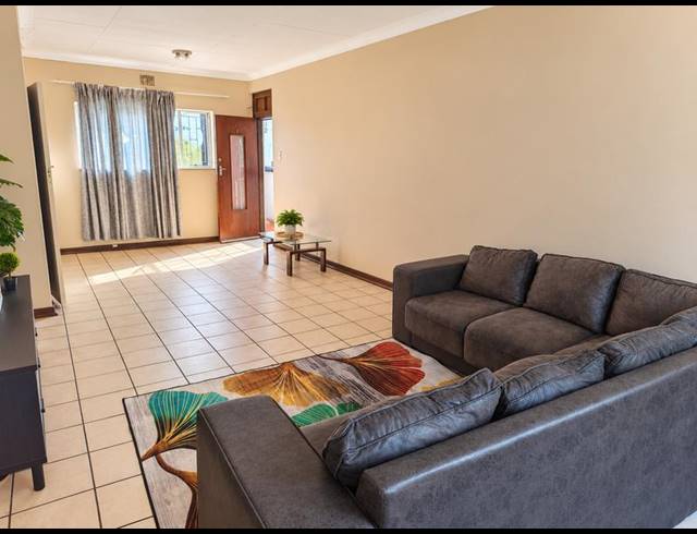 1 BEDROOM PROPERTY TO RENT IN SELCOURT